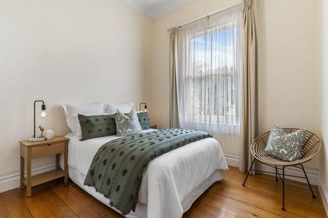 Photo of property in 5 Mariposa Crescent, Birkenhead, Auckland, 0626