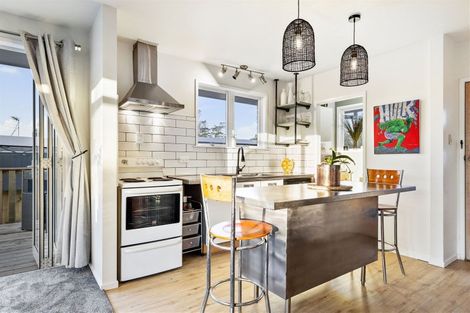 Photo of property in 45 Eastdale Road, Avondale, Auckland, 1026