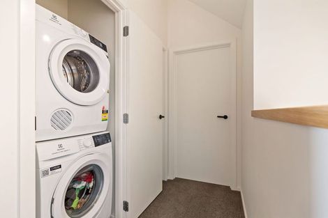 Photo of property in 5 Curvey Court, Jacks Point, 9371