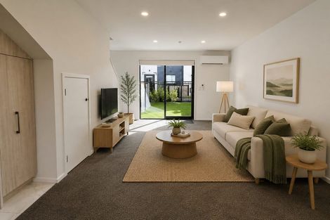 Photo of property in 2/170 Don Buck Road, Massey, Auckland, 0614