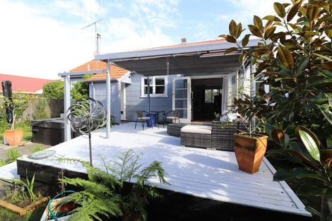 Photo of property in 120 Queen Sh25 Street, Thames, 3500