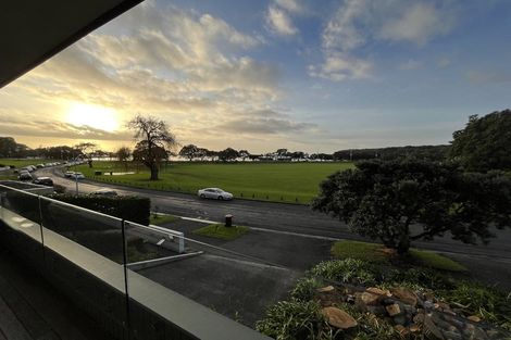 Photo of property in 2/27 Watene Crescent, Orakei, Auckland, 1071