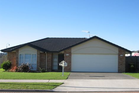 Photo of property in 49 Blackwood Drive, Wattle Downs, Auckland, 2103