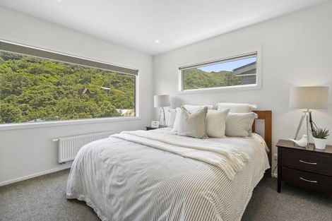 Photo of property in 221 Houghton Bay Road, Houghton Bay, Wellington, 6023