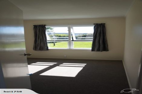 Photo of property in 24 Waipani Road, Te Atatu Peninsula, Auckland, 0610