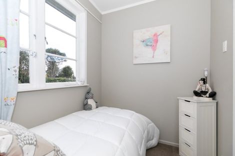 Photo of property in 1064 Heaphy Terrace, Fairfield, Hamilton, 3214