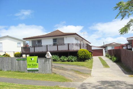Photo of property in 7 Bundena Place, Clendon Park, Auckland, 2103