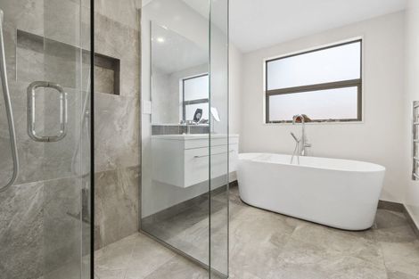 Photo of property in 30 Mount Linton Avenue, Wanaka, 9305