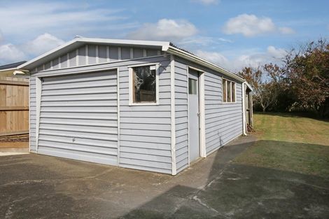 Photo of property in 76 King Street, Waiuku, 2123