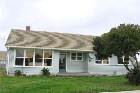 Photo of property in 38 Ellesmere Crescent, Highbury, Palmerston North, 4412