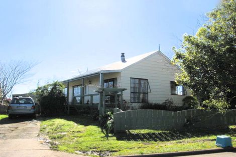 Photo of property in 14 Romilly Court, Papakura, 2110