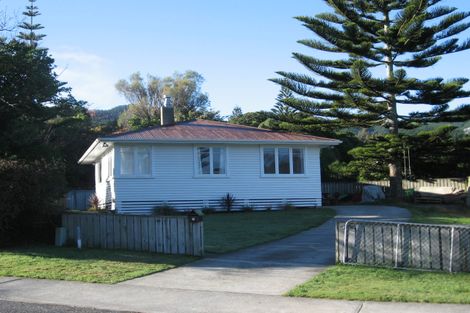 Photo of property in 27 Riwai Street, Paraparaumu, 5032