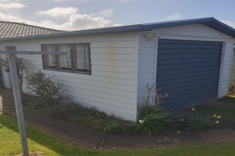 Photo of property in 82 Sandspit Road, Waiuku, 2123