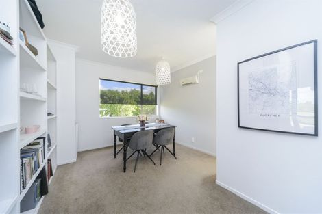 Photo of property in 72 Aranui Road, Kairanga, Palmerston North, 4475