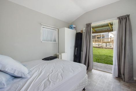 Photo of property in 54 Athenree Road, Athenree, Katikati, 3177