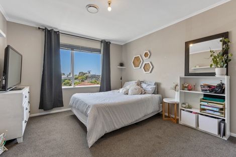 Photo of property in 7 Penrith Street, Westown, New Plymouth, 4310