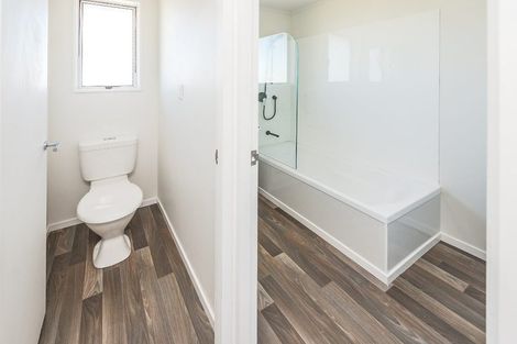 Photo of property in 40 Karyn Street, Castlecliff, Whanganui, 4501