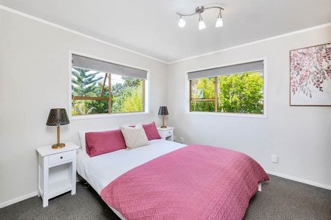 Photo of property in 1/14 Thelma Crescent, Torbay, Auckland, 0630