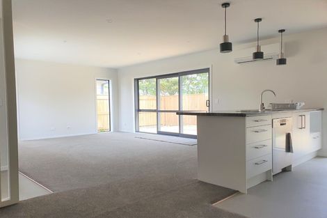 Photo of property in 3/1 Sutherland Avenue, Silverstream, Upper Hutt, 5019