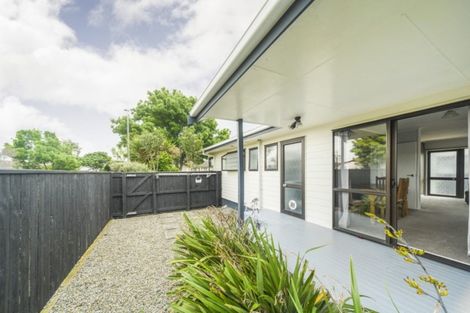 Photo of property in 75 Geraldine Crescent, Cloverlea, Palmerston North, 4412