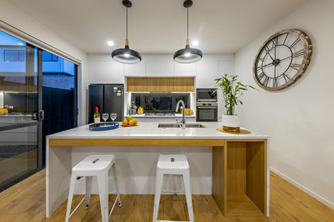 Photo of property in 23 Riroriro Road, Hobsonville, Auckland, 0616