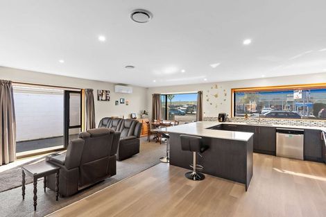 Photo of property in 57 Queenspark Drive, Parklands, Christchurch, 8083