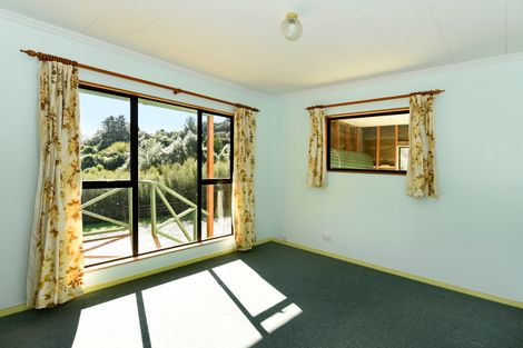 Photo of property in 23-25 Nikau Heights, Little Wanganui, Karamea, 7893