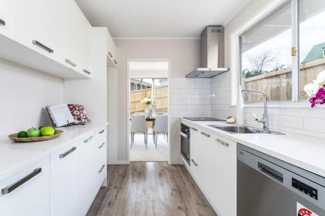 Photo of property in 31 Weatherly Road, Torbay, Auckland, 0630