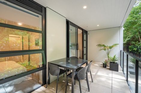 Photo of property in 3/8g Kingsland Terrace, Kingsland, Auckland, 1021