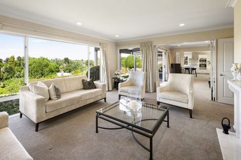 Photo of property in 48 Beerescourt Road, Beerescourt, Hamilton, 3200