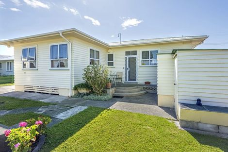 Photo of property in 19 Endcliffe Road, Kaiti, Gisborne, 4010