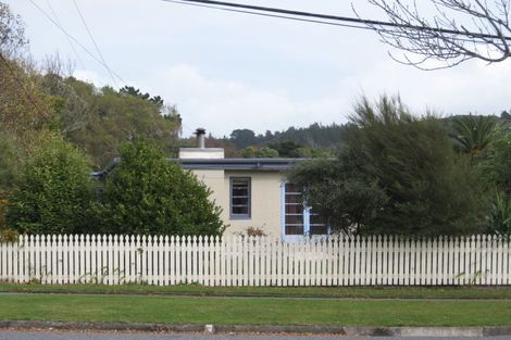 Photo of property in 44 Glen Road, Stokes Valley, Lower Hutt, 5019