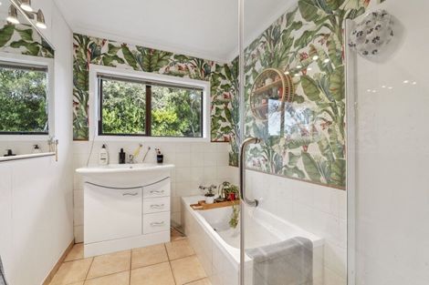 Photo of property in 223 Mataro Road, Onaero, Urenui, 4375