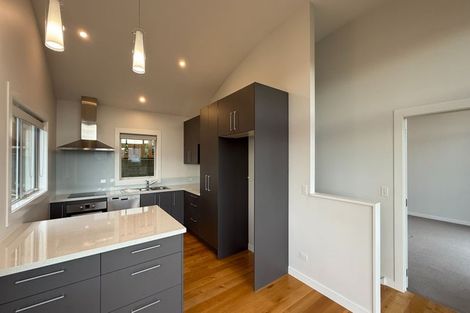 Photo of property in 4e Harmans Road, Lyttelton, 8082