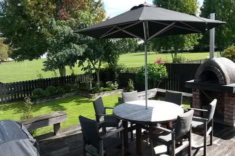 Photo of property in 145 Victoria Street, Cambridge, 3434