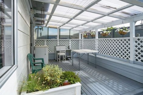 Photo of property in 2/19 Parkers Road, Tahunanui, Nelson, 7011