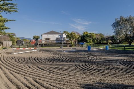 Photo of property in 98 Rangiuru Road, Otaki Beach, Otaki, 5512