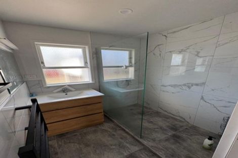 Photo of property in 71 Weldene Avenue, Glenfield, Auckland, 0629