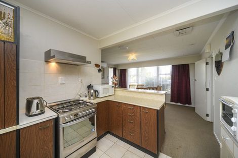 Photo of property in 65 Sutherland Crescent, Westbrook, Palmerston North, 4412