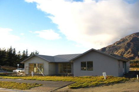 Photo of property in 66 Onslow Road, Lake Hayes, Queenstown, 9304