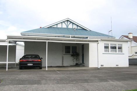 Photo of property in 130 Russell Street, Palmerston North, 4414