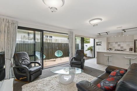 Photo of property in 9 Bartlett Street, Riccarton, Christchurch, 8011