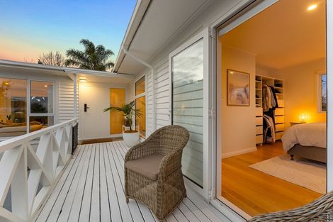 Photo of property in 37 Neptune Avenue, Beach Haven, Auckland, 0626