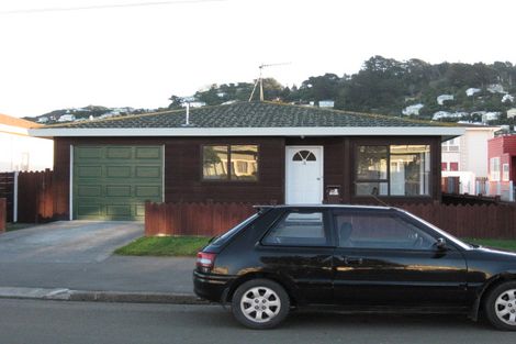 Photo of property in 25 Kemp Street, Kilbirnie, Wellington, 6022