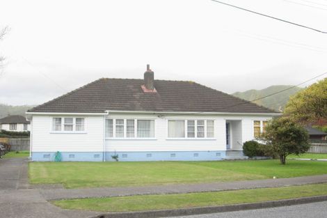 Photo of property in 39 Roberts Street, Epuni, Lower Hutt, 5011
