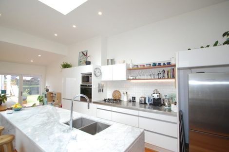 Photo of property in 87 Tiber Street, Island Bay, Wellington, 6023