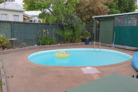 Photo of property in 42 Kennedy Road, Napier South, Napier, 4110