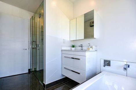 Photo of property in 172 Bower Avenue, New Brighton, Christchurch, 8083