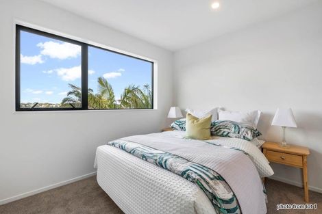 Photo of property in 112b Eversleigh Road, Belmont, Auckland, 0622