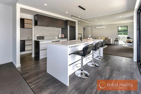 Photo of property in 6 Birchgate Lane, Halswell, Christchurch, 8025